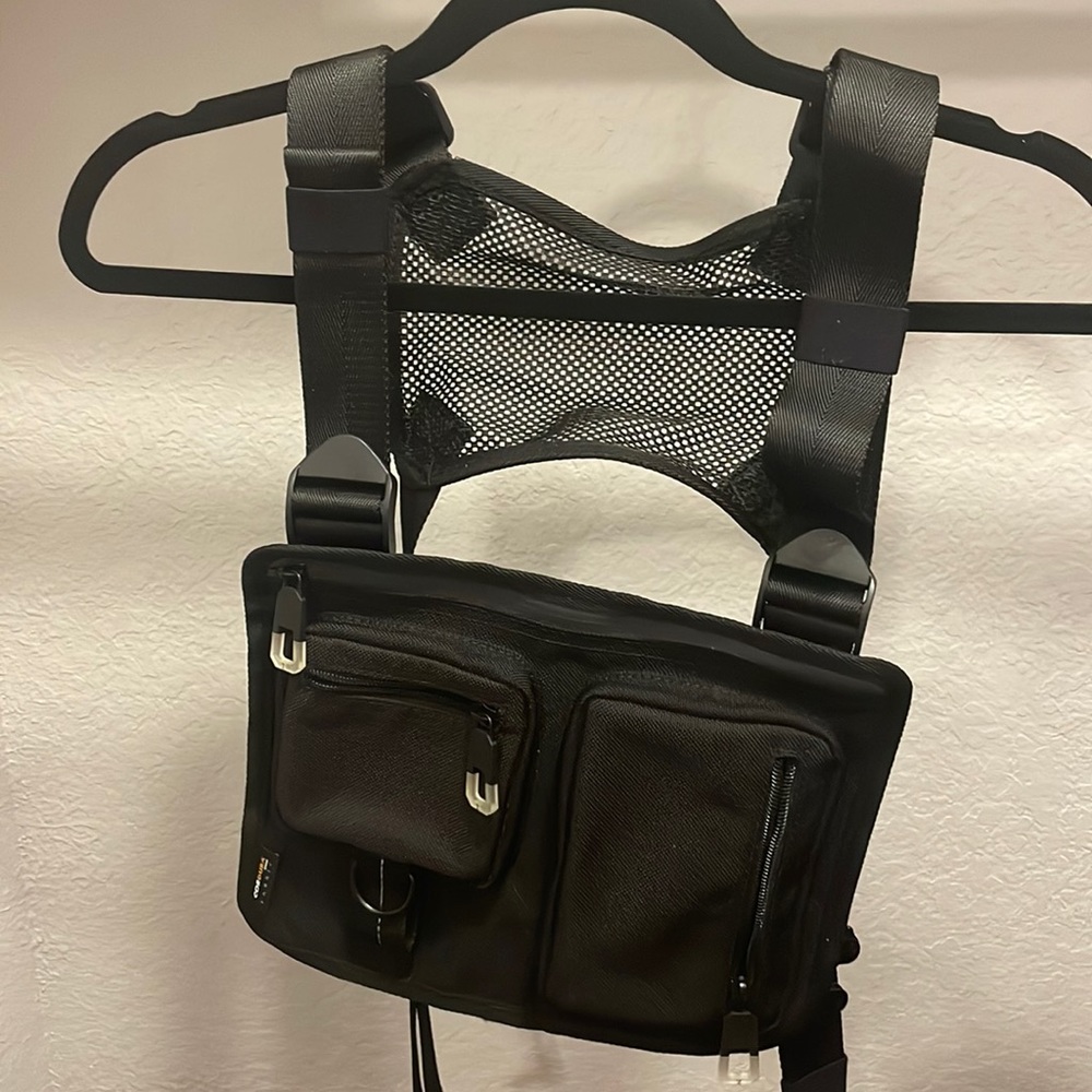 Men chest utility bag